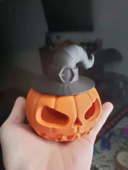 Makies Jack-O-Lantern Witch Hat Remix