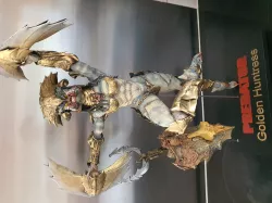 Predator golden huntress