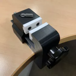 Small vice for model maker