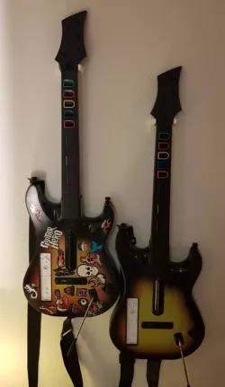 Wall mount to Wii Guitars for Guitar Hero