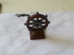 1" Ship's Wheel