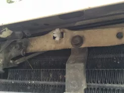 Toyota 4Runner Grill Clip