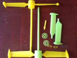 TwirlyBird - Adjustable blade pitch hand helicopter