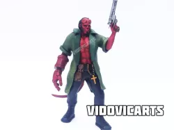 Hellboy (With Jacket)