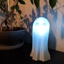 Pavel the Ghost Lamp