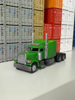 Peterbilt 379 sleeper