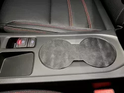 Renault Arkana: stopper / cup cavity cover / pocket opener