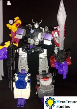 Transformers Combiner Wars Menasor/ Motormaster Sword and Rifle