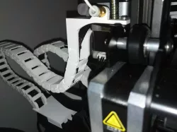 Ender 3 v2 attachment for bed and Z chains, Z chain connection extended, +details of my cable chain system