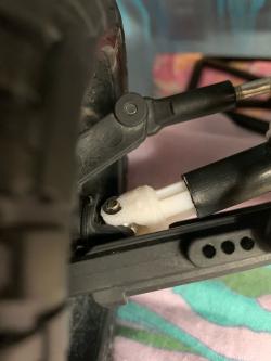 Assale Anteriore Completo Traxxas Heavy Duty – Ricambio Originale Per Modelli RC, Semiassi Pronti All'installazione