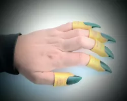 SPOOKY FINGERS