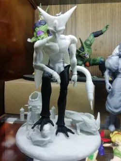 CELL IMPERFECTO / DRAGON BALL