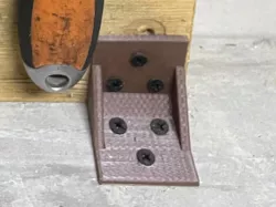 Fixing bracket