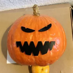 Halloween Decoration: Pumpkin Eyes