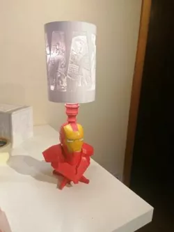 LAMP IRON MAN + ABAT JOURS MARVEL
