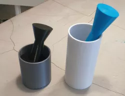 Press and filter for milk and vegetable cheese