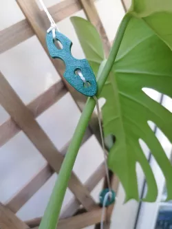 sliding tensioning hooks