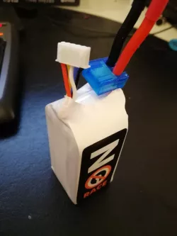 Balance lead holder