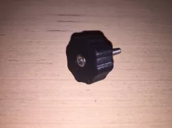 Knob insert for M4 machine screw with socket-head cap