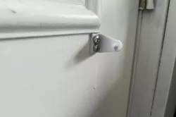 Mini Blind Bottom Mounting Bracket