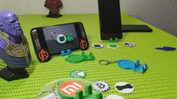 Smartphone keychain