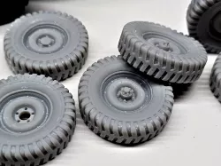 1/35 Scale British Quad Gun Tractor Wheels
