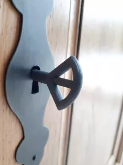 Cupboard key