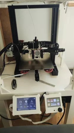 TFT35 + PITFT50 magnet display holders