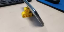 Triskel phone stand - Telephone stand
