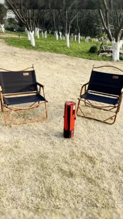 Outdoor folding table