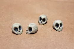 Cartoony skull (death) - board game resource or status tokens