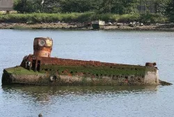 Quester 1 (aka Coney Island sub / Yellow Submarine)
