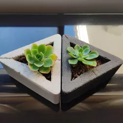 Triangular Pot Mould