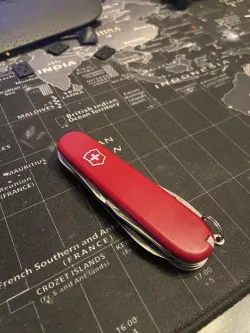 victorinox knife