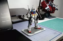GUNDAM STAND BASE FOR MG1/100
