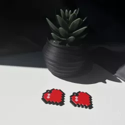PIXEL HEART KEYCHAIN