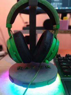 Razer headset stand