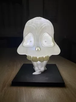 Skull lamp
