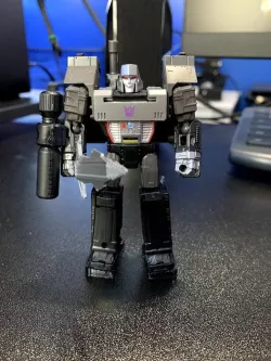 Transformers War for Cybertron: Kingdom Core Class Megatron Sword