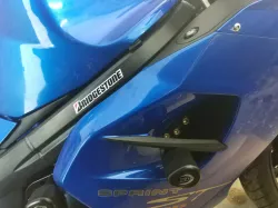 Triumph Sprint 1050 ST/GT Fairing Vent Trim Arrows Flashes T2301526