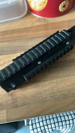 AIRSOFT SA58 FAL SHORT DSARMS HANDGUARD QUAD RAIL 220mm
