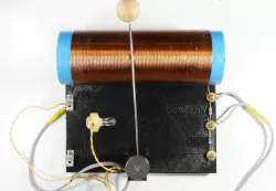Crystal Radio Base V1.0 (Slow)