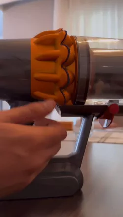 Dyson V15 Trigger Lock / Automatic Trigger