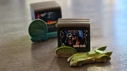 Batman Game Gear Stand