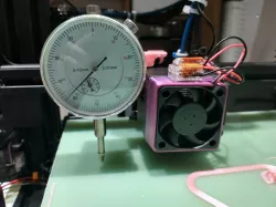 Comparison clock bracket for Ender series