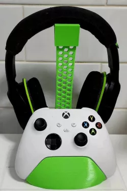 Xbox One Controller Stand and Headset Stand