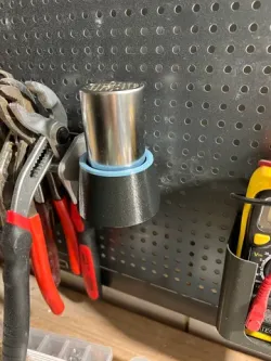 Large adjustable socket wrench