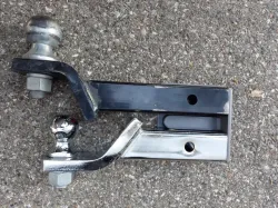 Trailer hitch organizer
