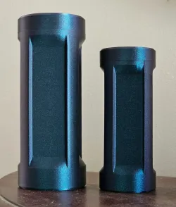 Twist Cap Container