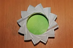 12 Leaf Aperture Box